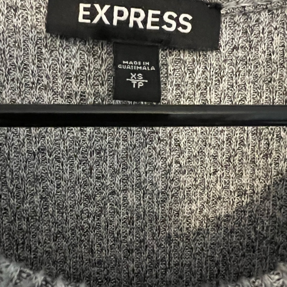 Express Top - Picture 5 of 5